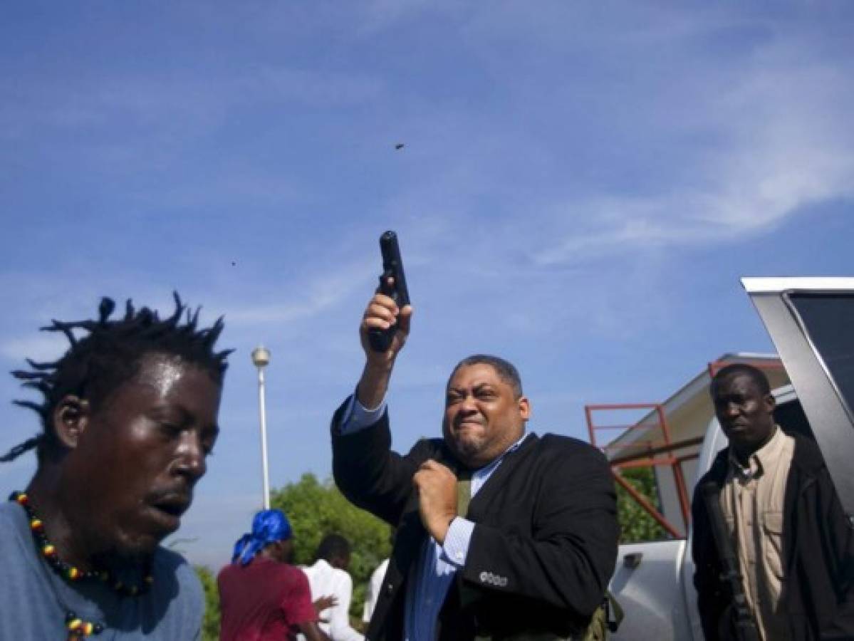 Fotógrafo de AP resulta herido en tiroteo en Haití  