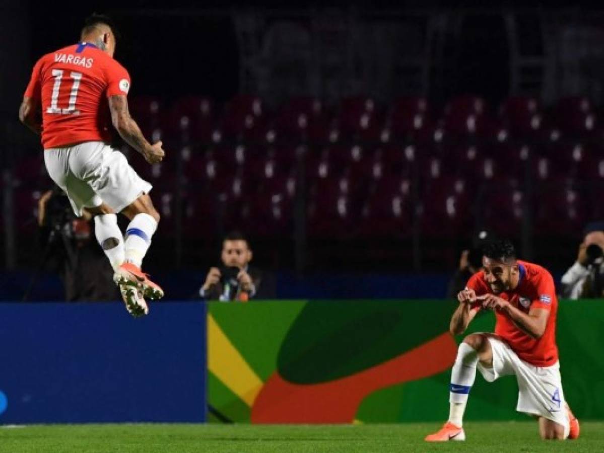 Chile golea a Japón en su primer juego de Copa América