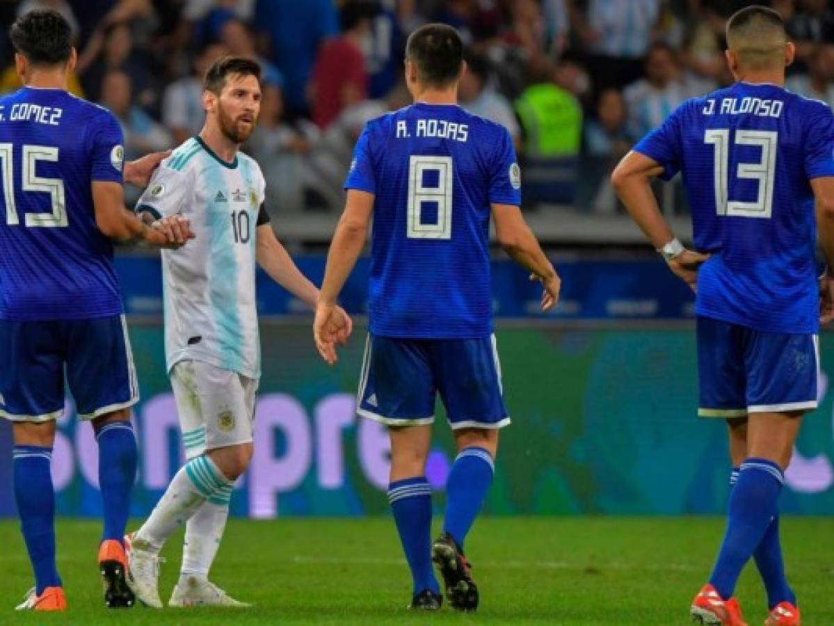 Argentina vuelve a fallar en Brasil-2019, pero Messi y Armani evitan una tragedia