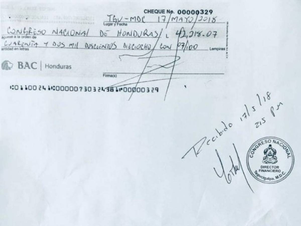 Solo seis diputados han devuelto el incremento salarial