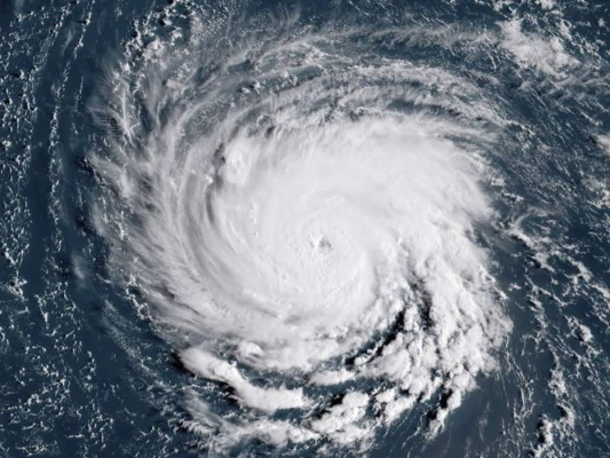 EN VIVO: Esta es la trayectoria que sigue el huracán Florence rumbo a Estados Unidos