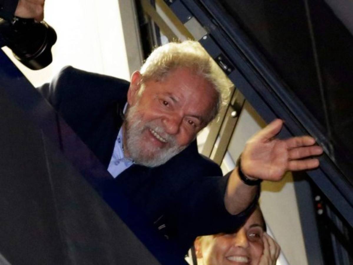 La defensa de Lula da Silva pide una medida cautelar contra la orden de prisión