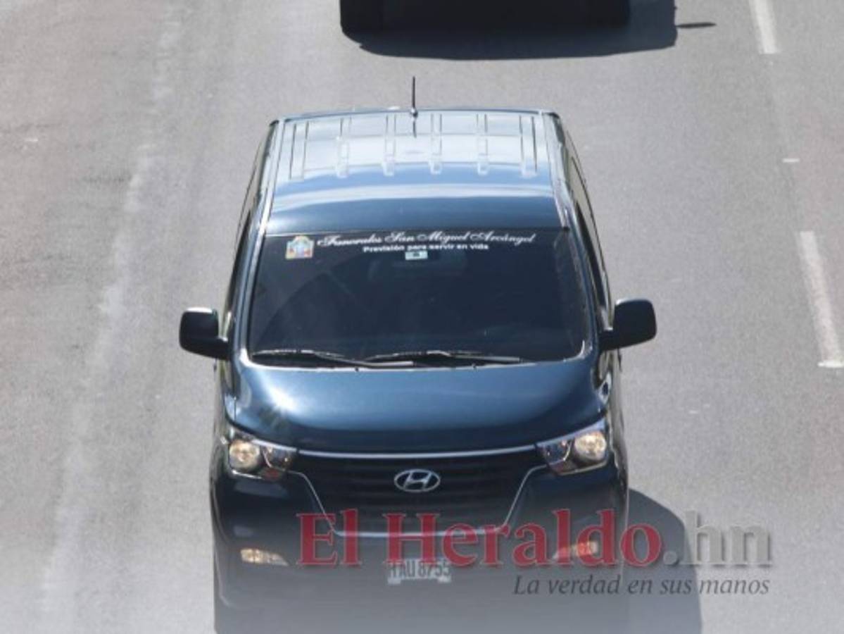 Despiden con caravana al pastor Mario Tomás Barahona, víctima del covid