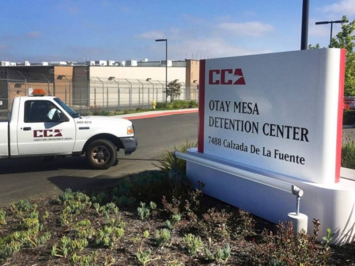 EEUU registra primera muerte por Covid-19 de migrante detenido