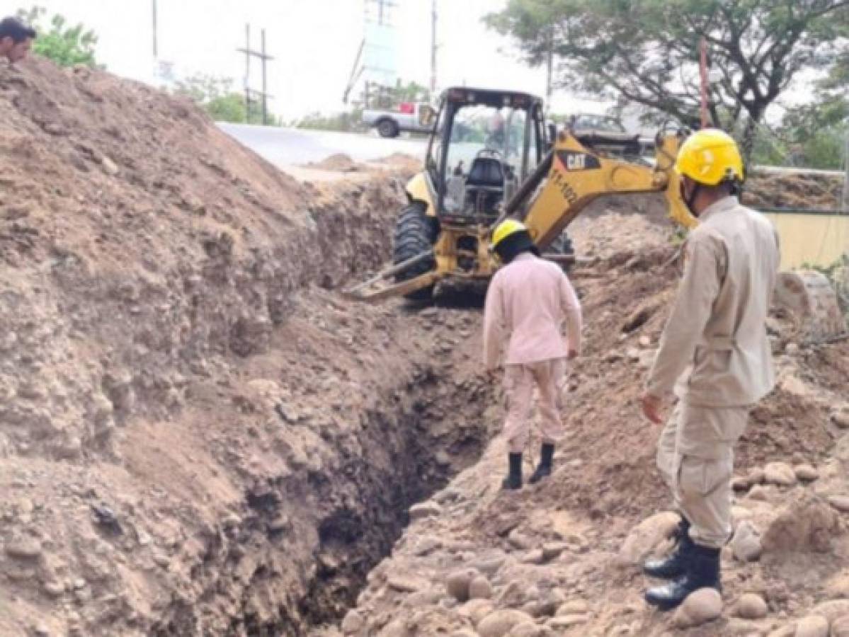 Obreros mueren soterrados mientras instalaban tubería en Orocuina, Choluteca