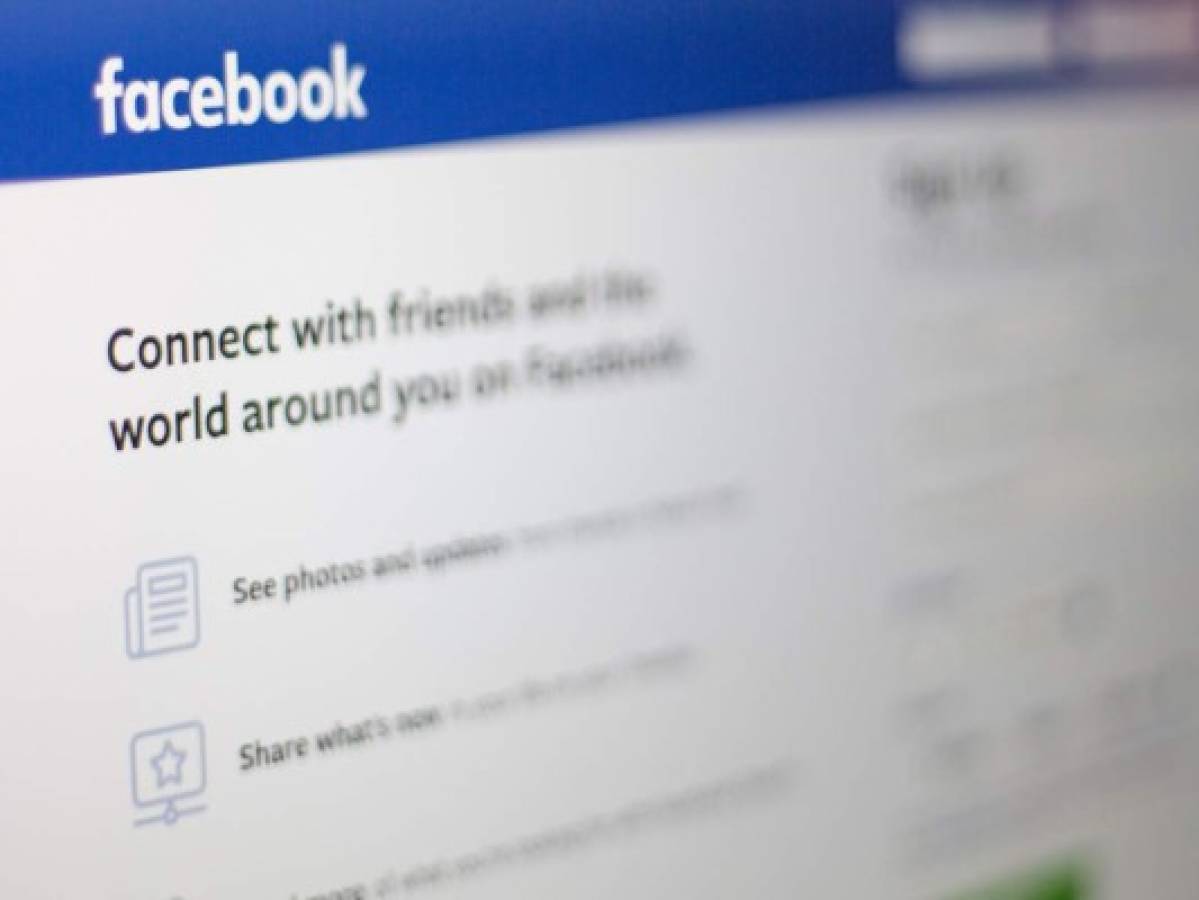 Facebook dice que eliminó 5,400 millones de cuentas falsas este año
