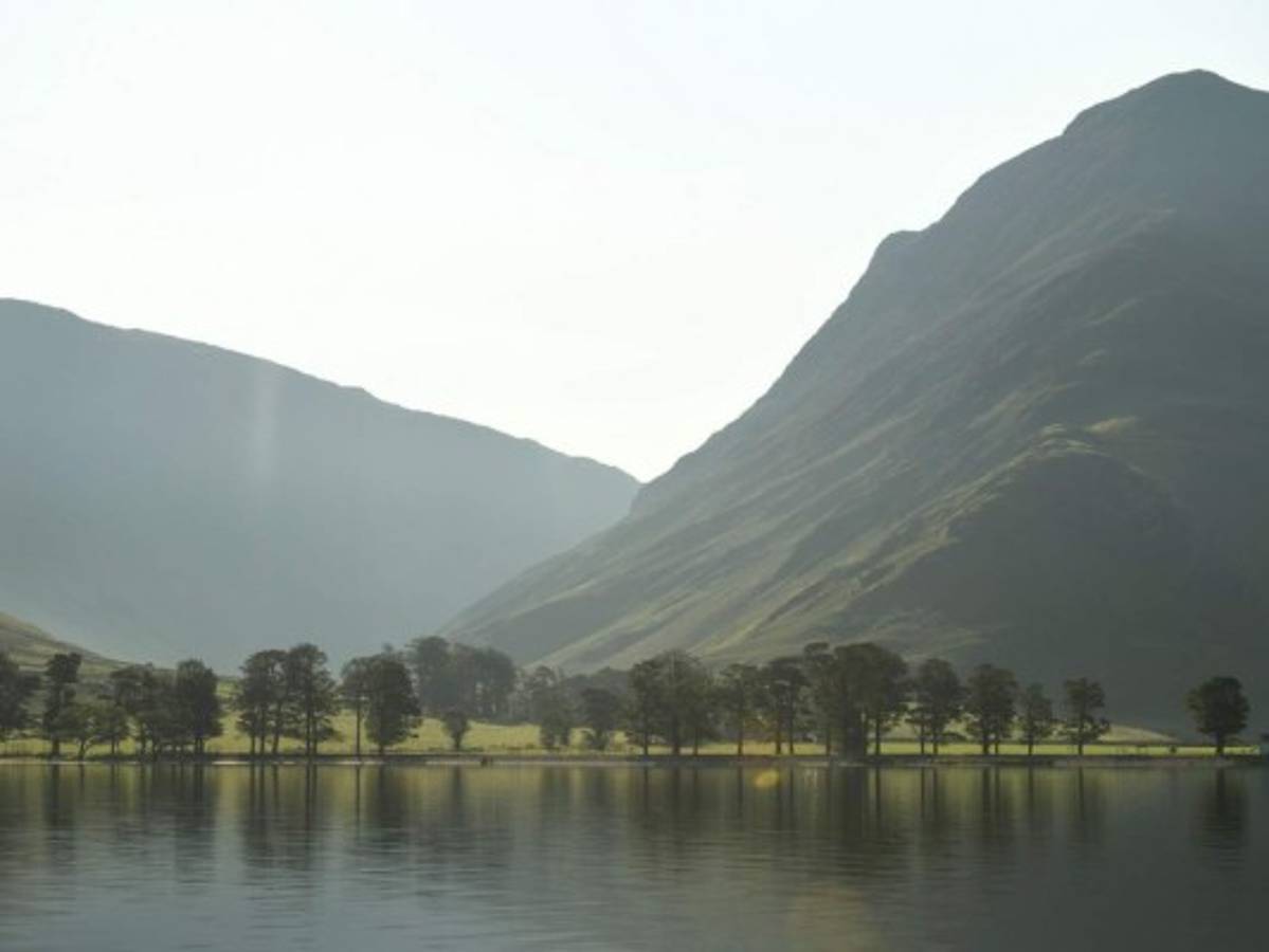La tormenta tropical Josephine se debilita en el Atlántico