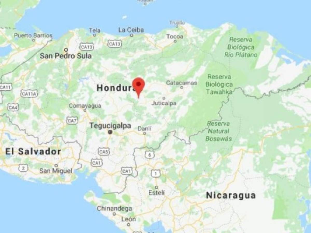 Tres personas mueren soterradas dentro de una mina artesanal en Olancho