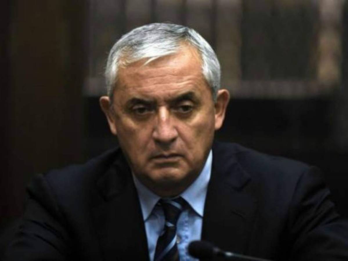Acusan al expresidente Pérez de Guatemala por blanqueo de fondos