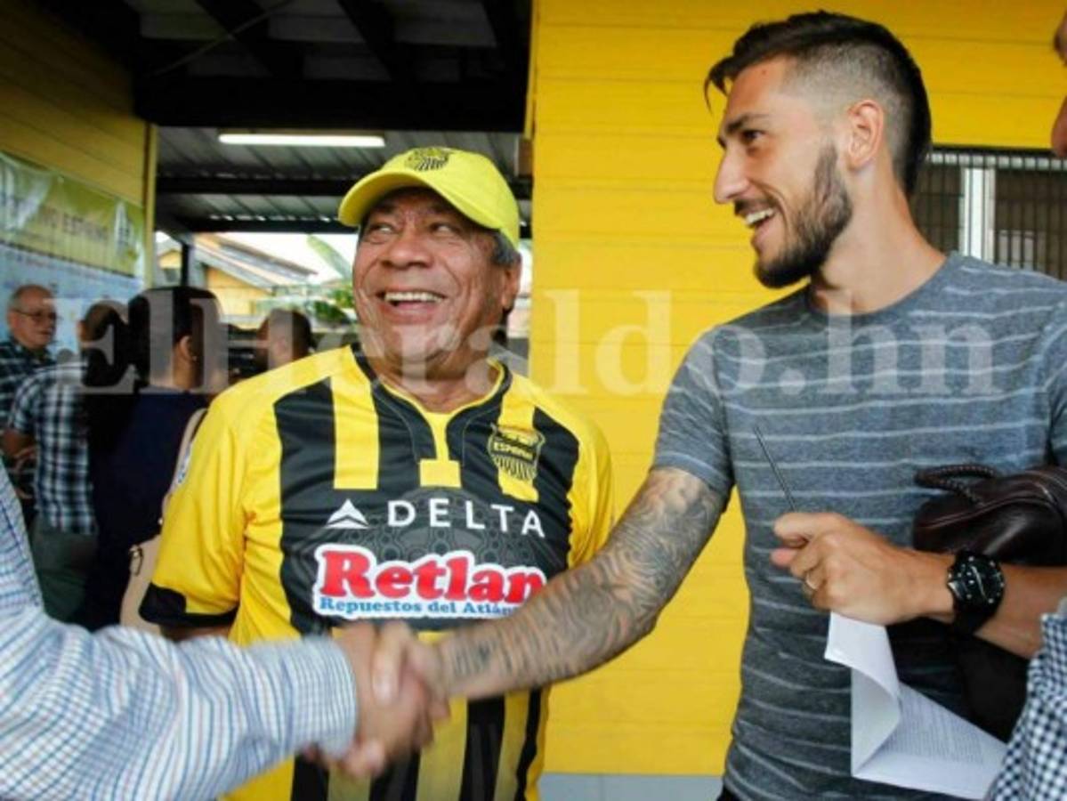 'Primi' Maradiaga es presentado como el nuevo técnico del Real España