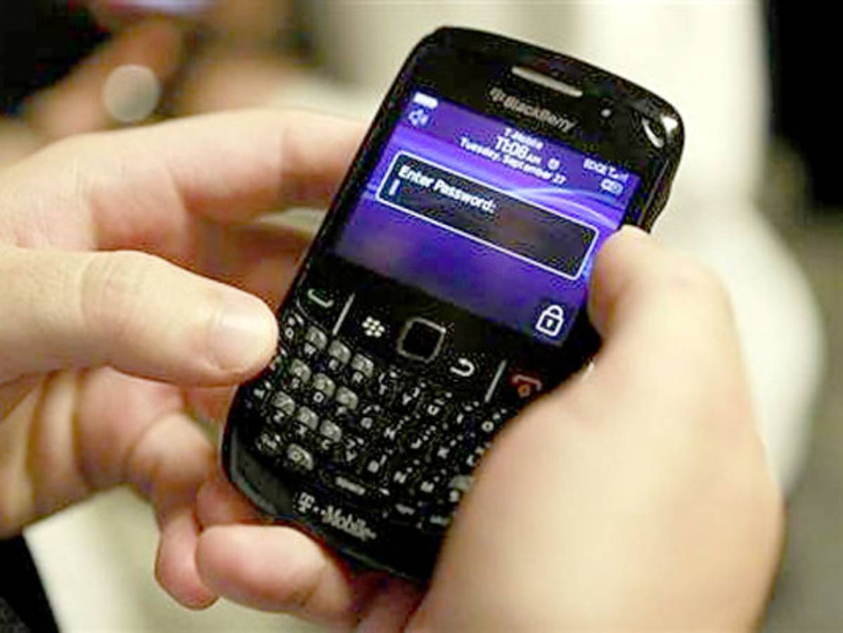 ¿Mensajes de texto arruinan el arte de la conversación?