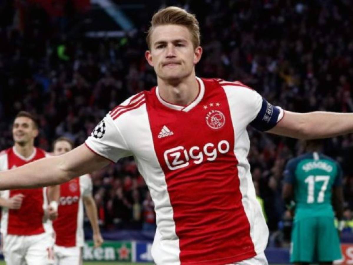 El holandés Matthijs De Ligt llega a Turín para firmar con la Juventus