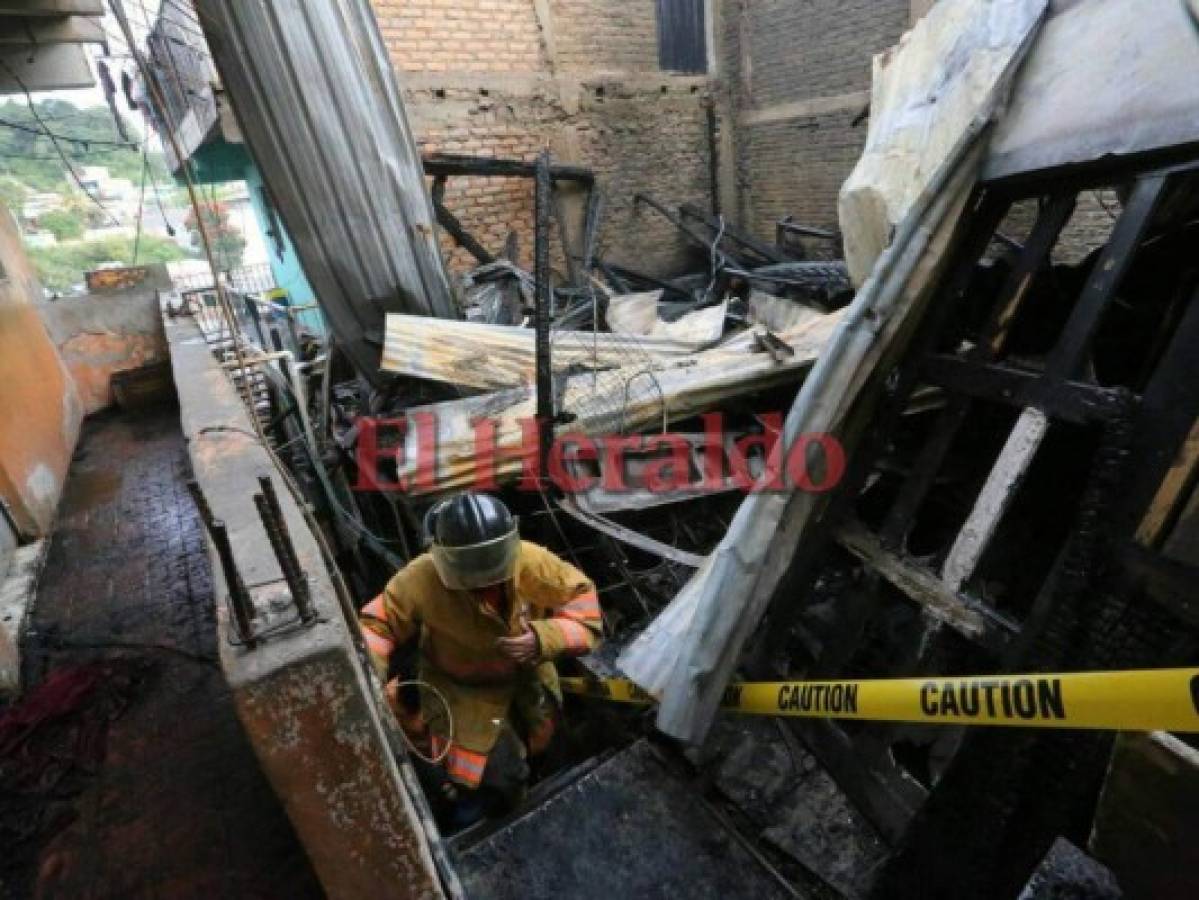 Cinco familias quedaron en la calle tras incendio en la capital y claman ayuda al gobierno