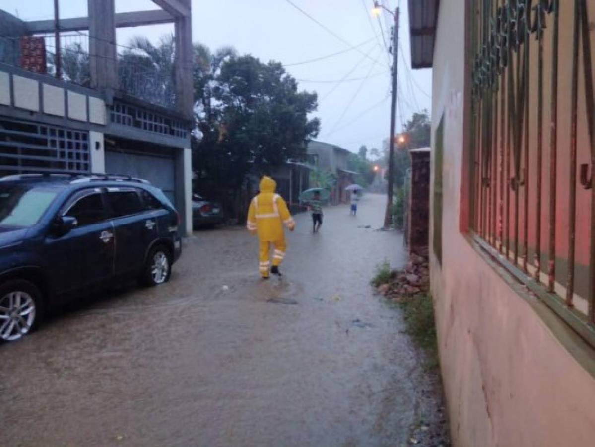 Elevan a alerta amarilla los departamentos de Islas de la Bahía, Colón y Atlántida