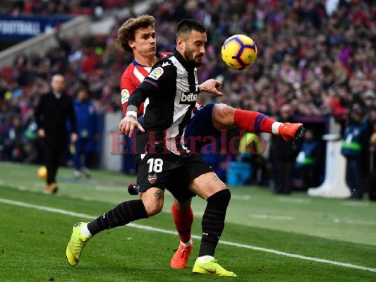 El Atlético gana 1-0 al Levante y mete presión al Barcelona