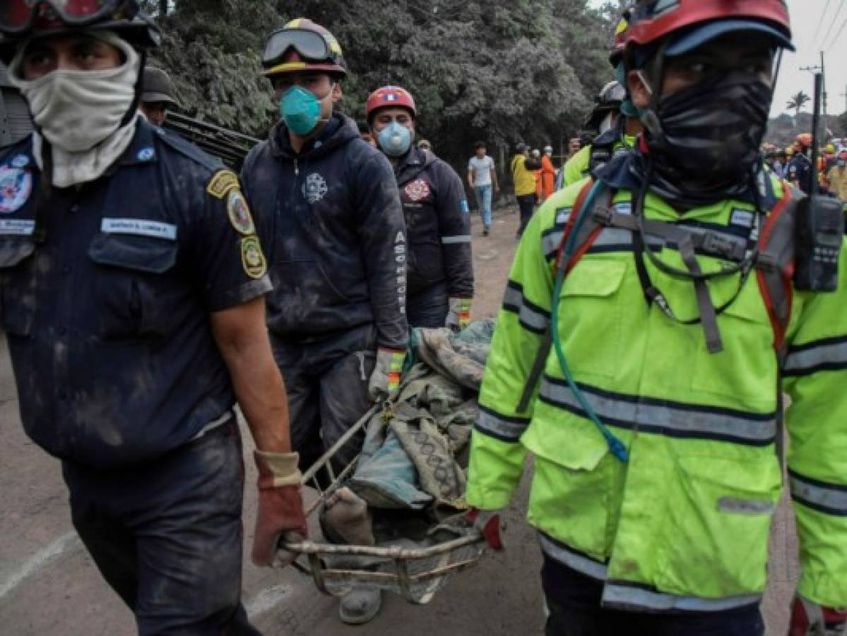 Desolación en poblado guatemalteco arrasado por la furia de un volcán