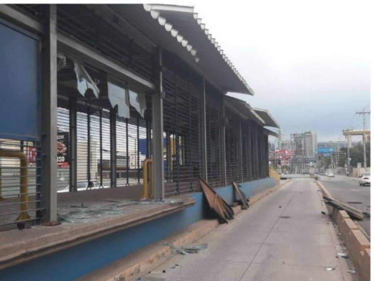 Daños ocasionados por las protestas a favor del partido político Alianza (Foto: El Heraldo)