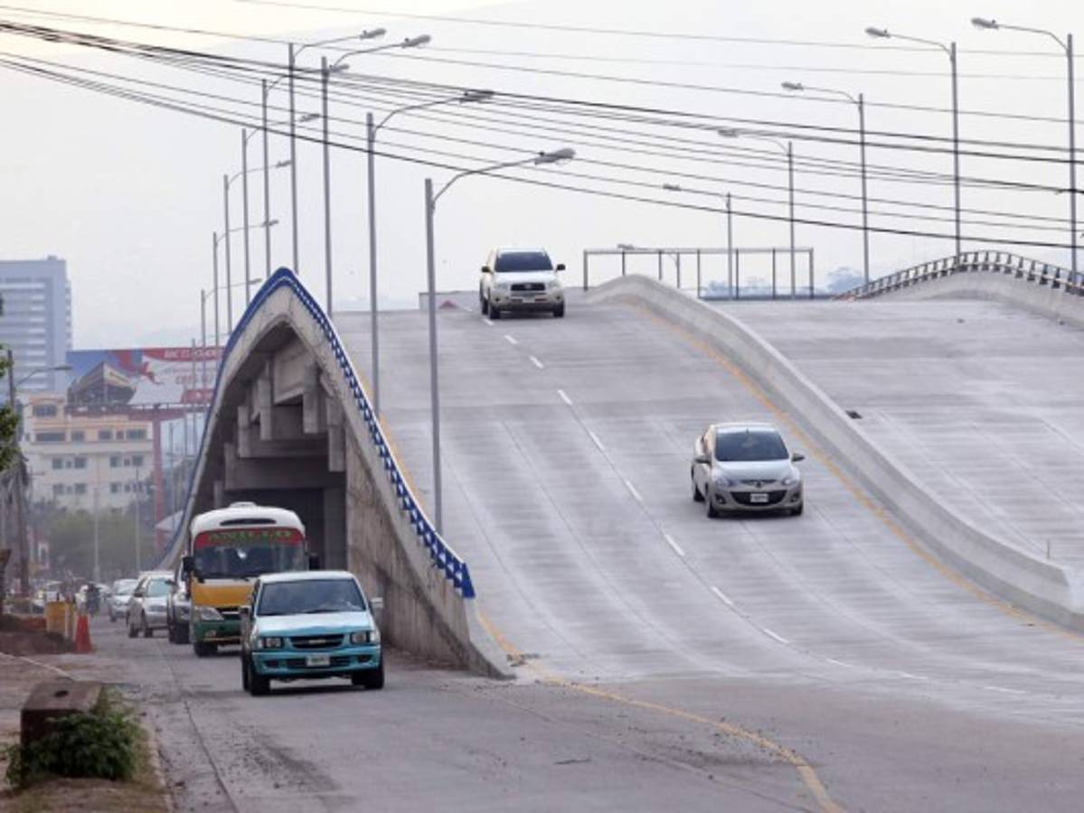 Habilitado el paso a desnivel de El Trapiche, valorado en L 117 millones