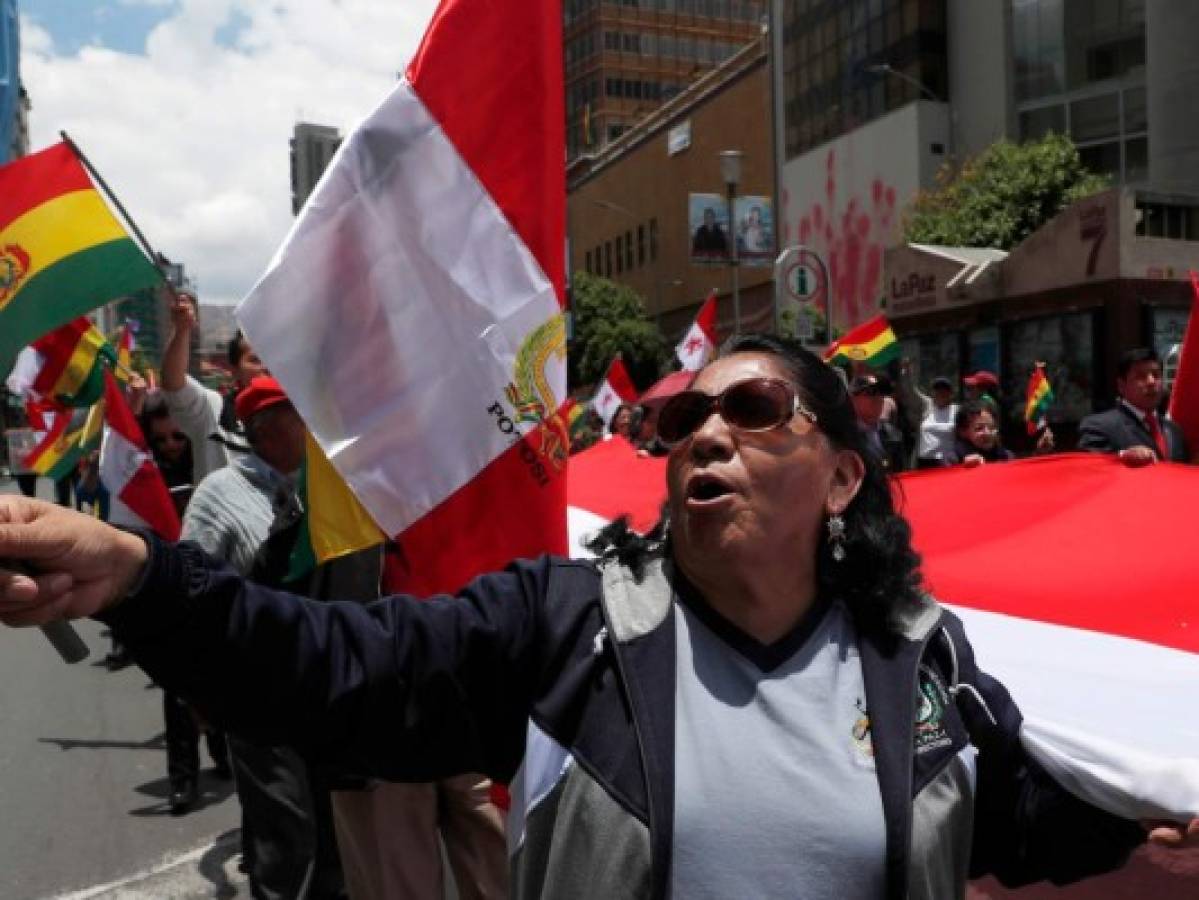 Renuncian dos ministros en medio de crisis en Bolivia