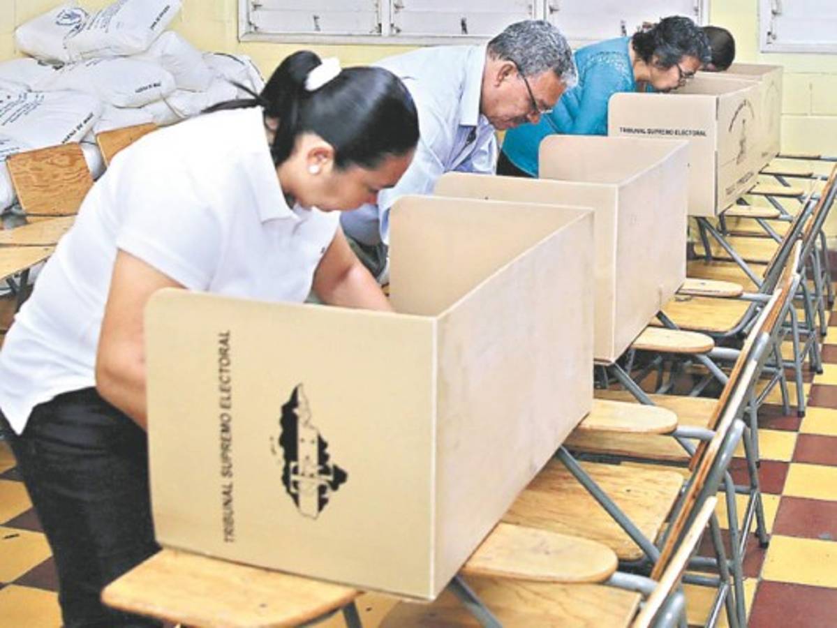 Un nuevo TSE y la ley de política limpia rumbo a las generales