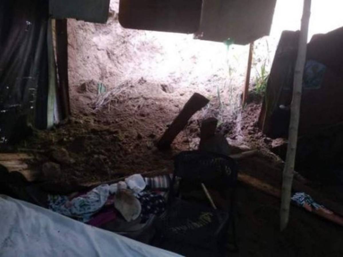 La primera víctima de la tormenta Eta fue una menor que murió soterrada en esta vivienda.