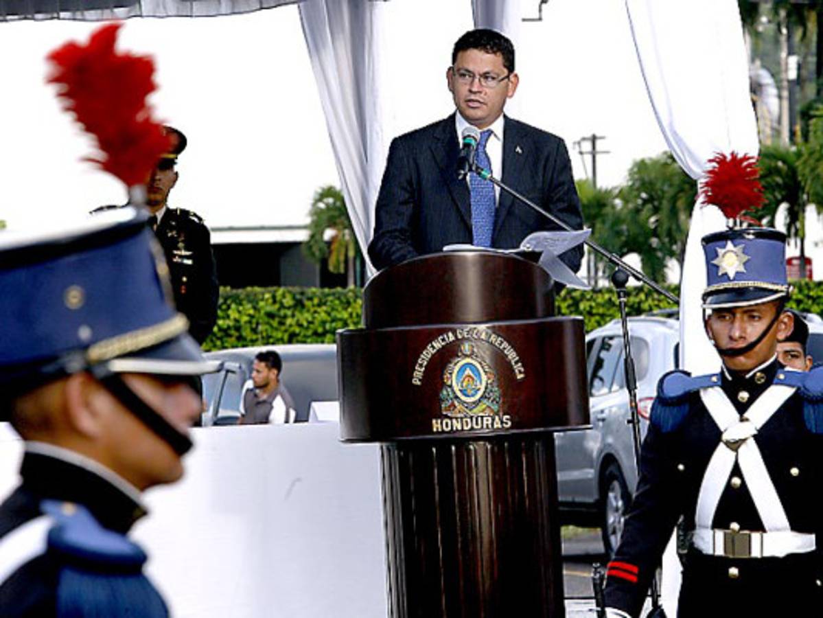 Honduras: Tibio fervor en Día de la Bandera