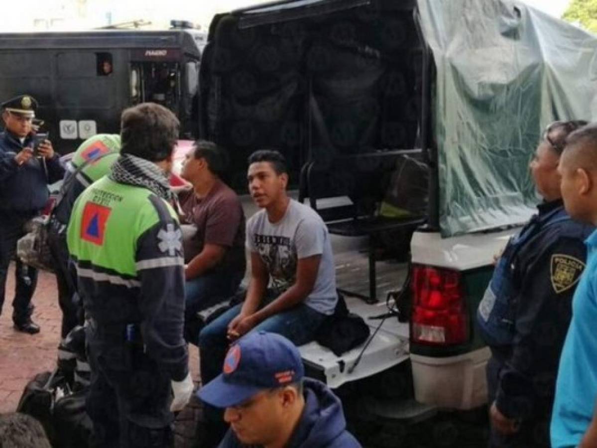 Rescatan a 19 migrantes hondureños en un hotel de México