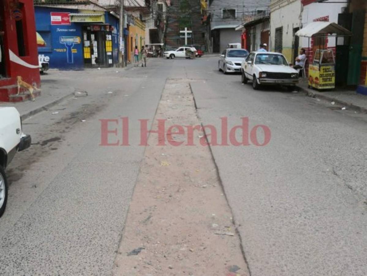 Destruyen una calle del barrio Buenos Aires tras cambio de tuberías