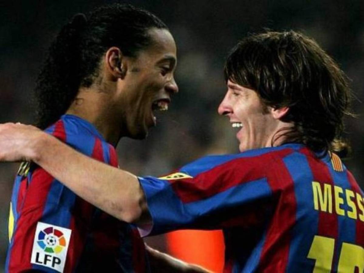 'El fútbol no se olvidará de tu sonrisa jamás': Messi a Ronaldinho