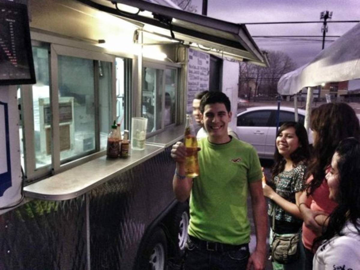 EEUU: Puesto de comida hondureña destaca en programa de TV