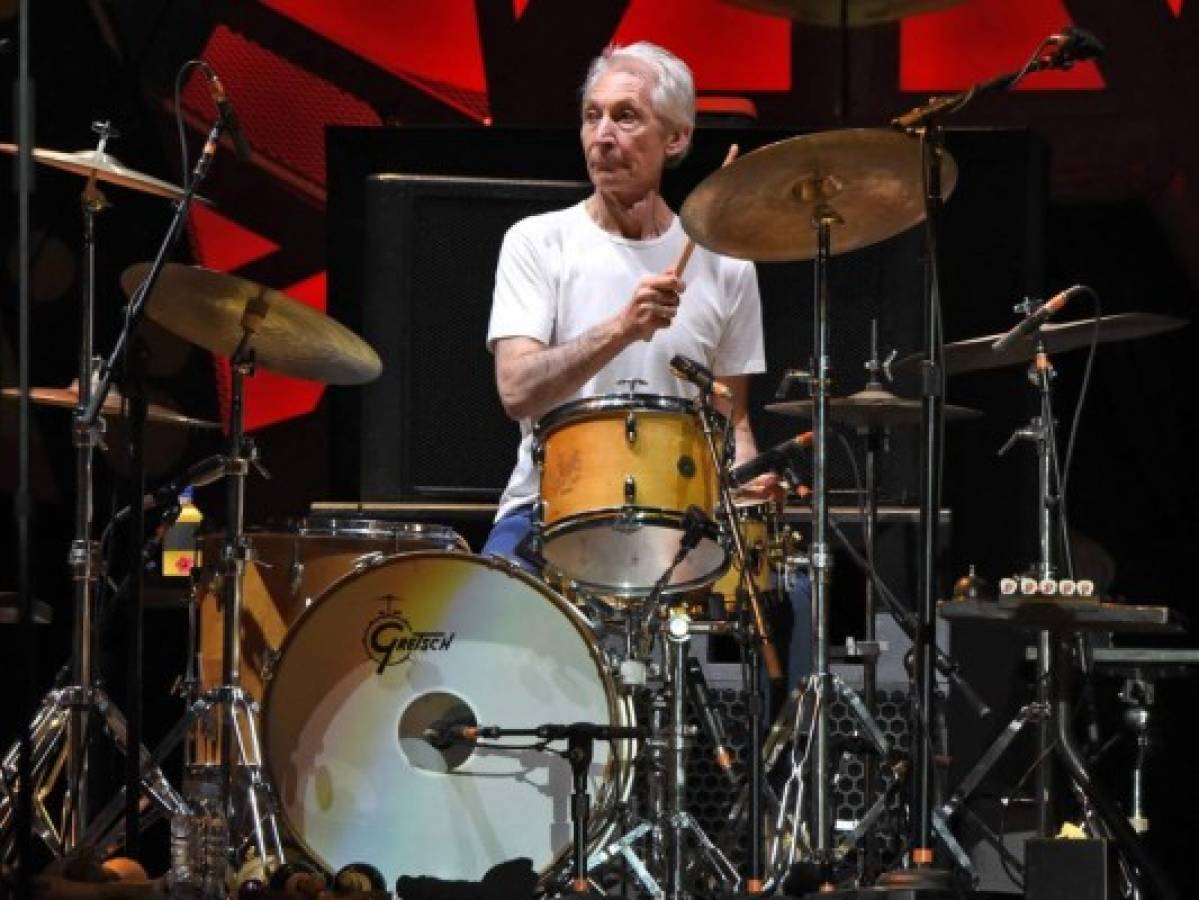 Muere Charlie Watts, baterista de los Rolling Stones   