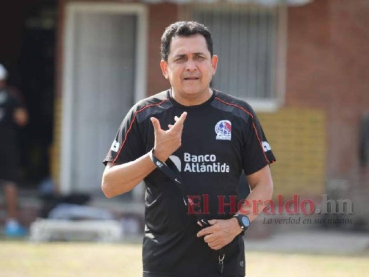 Nahún Espinoza vuelve a ser técnico de Olimpia