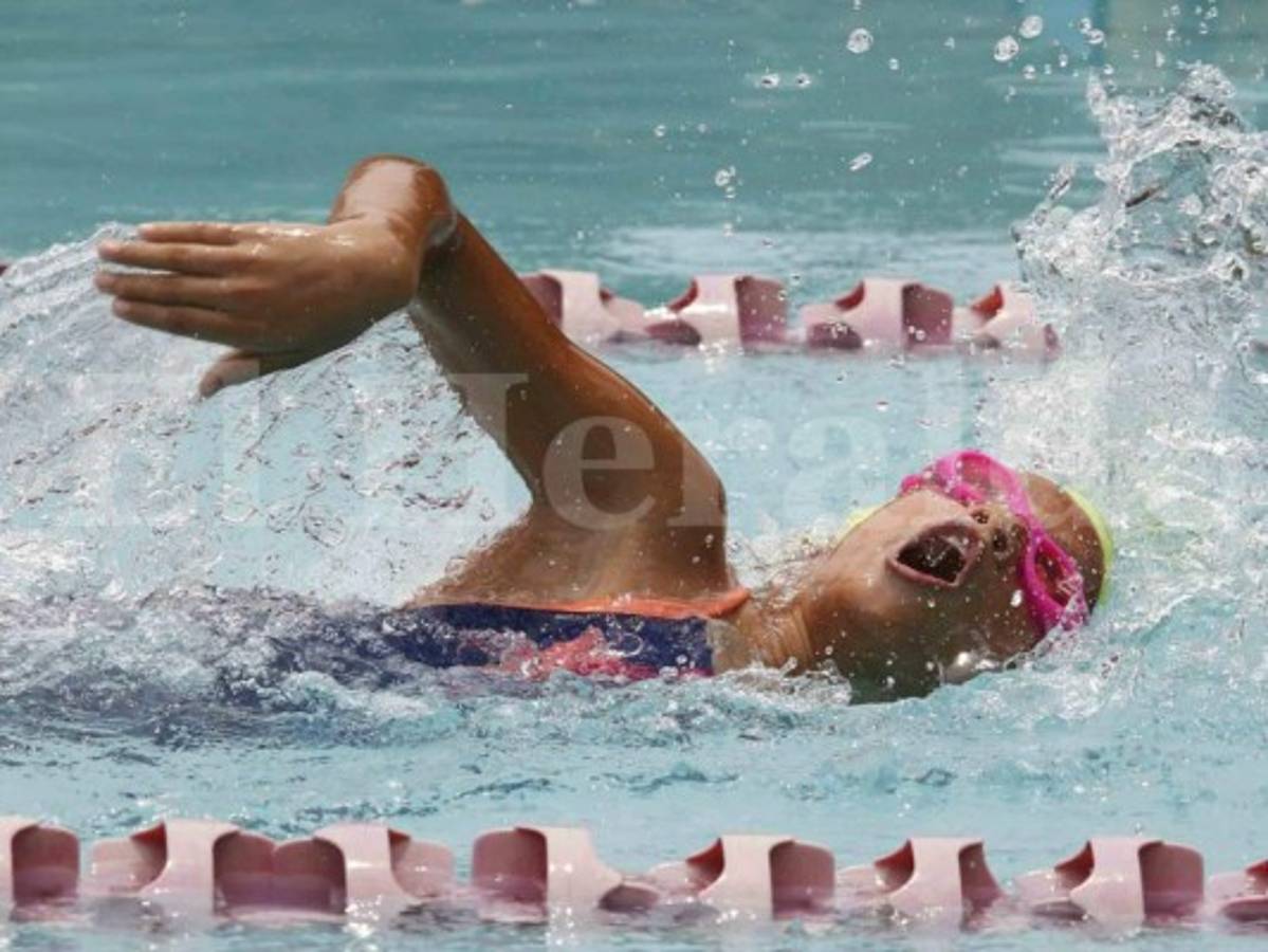 Delfines Sampedranos gana su XIX Copa Centroamericana de Natación