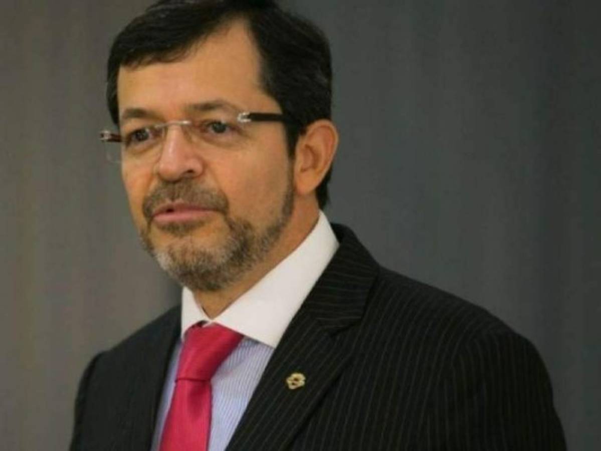 Presidente de Corte Suprema de Costa Rica deja cargo por escándalo de corrupción