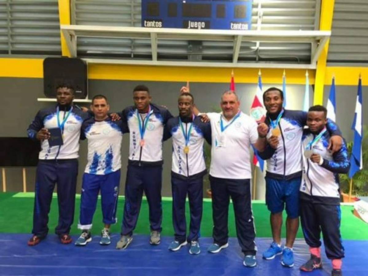 La lucha olímpica se baña de oro en los XI Juegos Centroamericanos