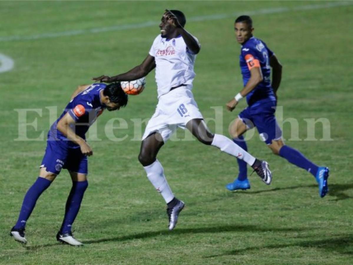 Olimpia venció 3-1 a Motagua, le quitó el invicto y el liderato del torneo de Apertura hondureño