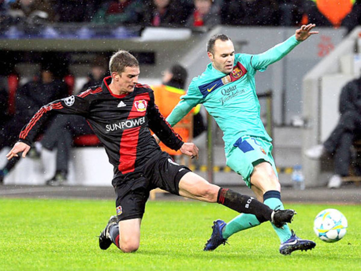 Barça vence al Bayer en Leverkusen en octavos de la Liga de Campeones