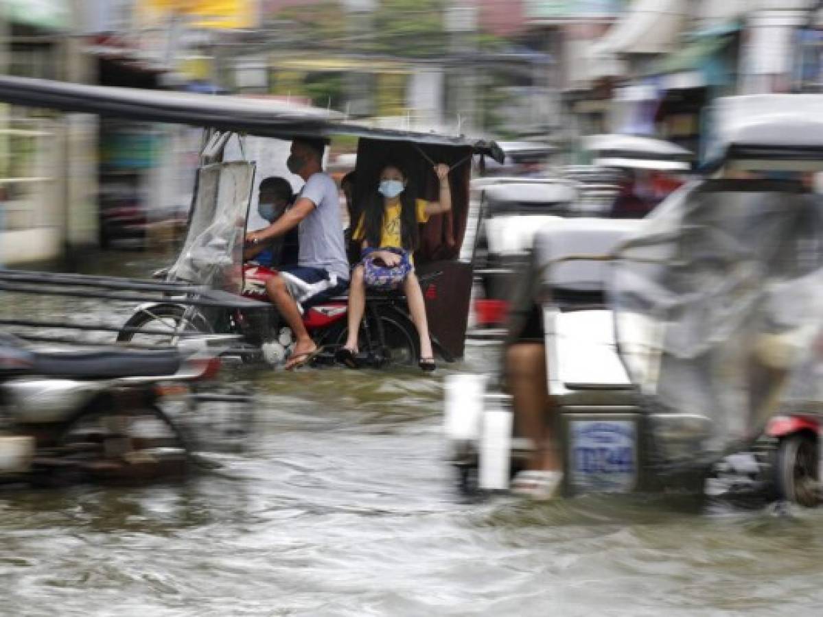 Inundaciones y desaparecidos deja tifón Molave en Filipinas