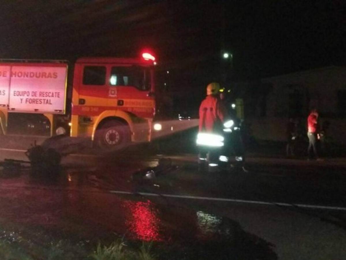 Tres personas mueren en accidente de motocicleta en El Progreso