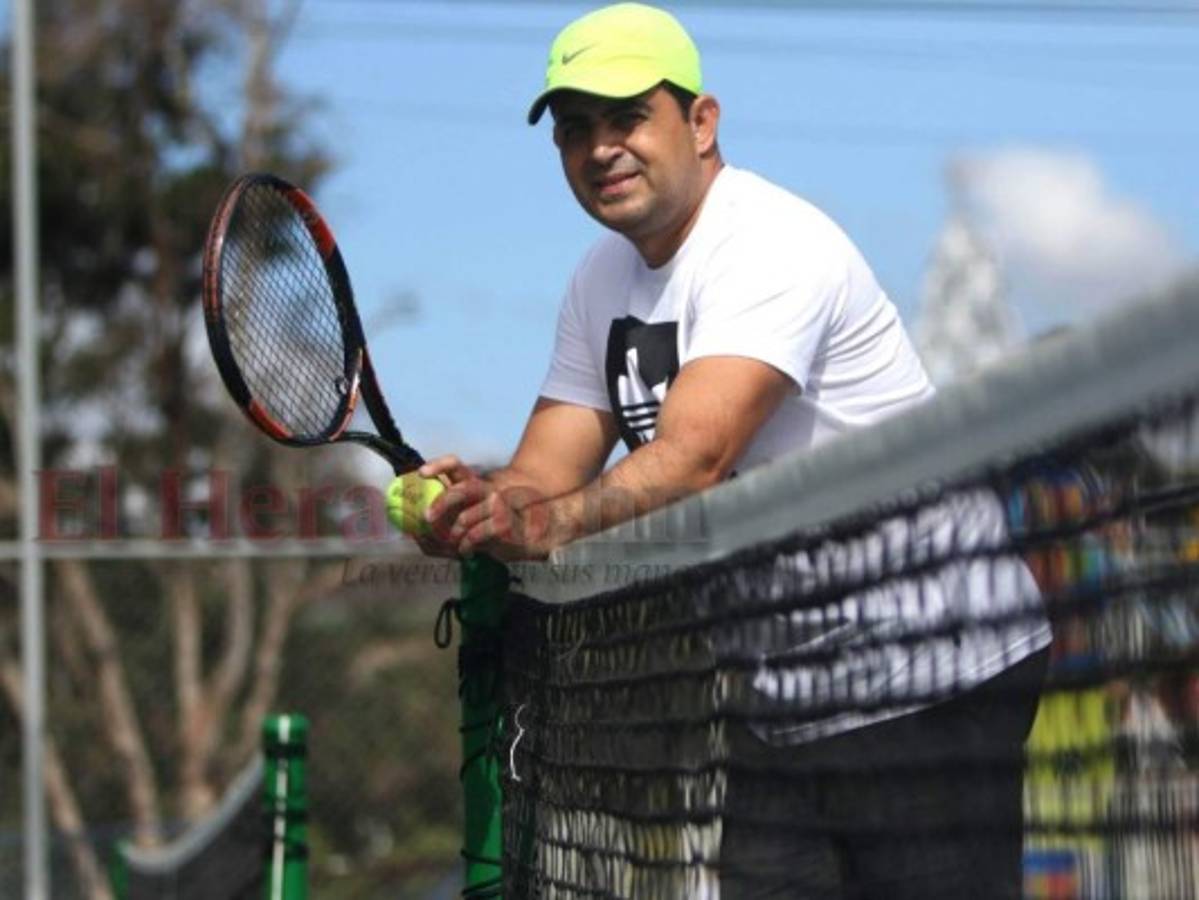 Yanuario Paz es uno de los comentaristas deportivos hondureños más experimentados.