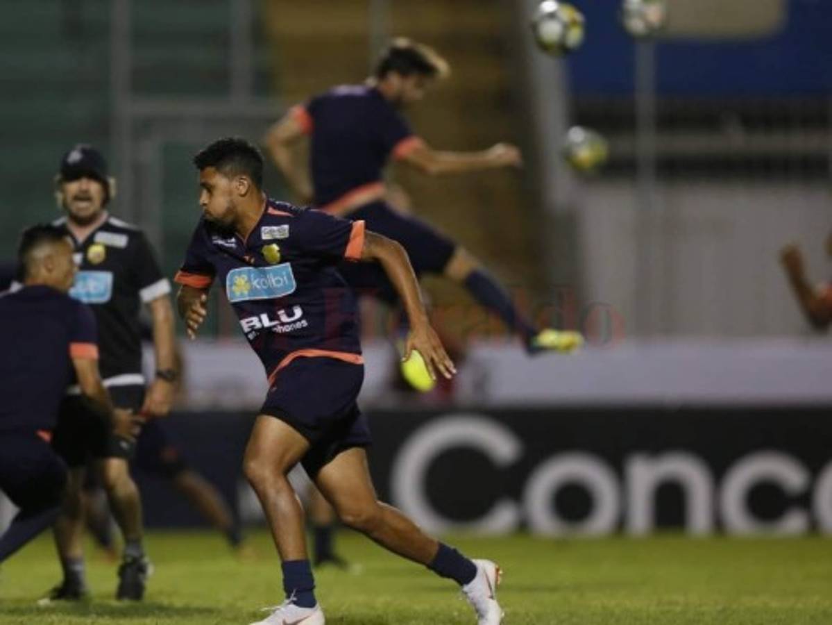 Herediano reconoció el Estadio Nacional en Tegucigalpa y está optimista de ser campeón ante Motagua