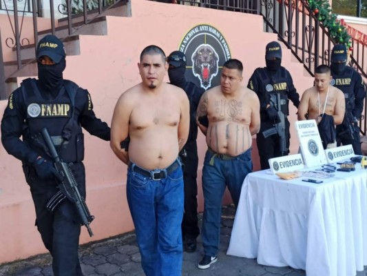 Así fue la captura de dos cabecillas de la Pandilla 18 y su mano derecha (Fotos)