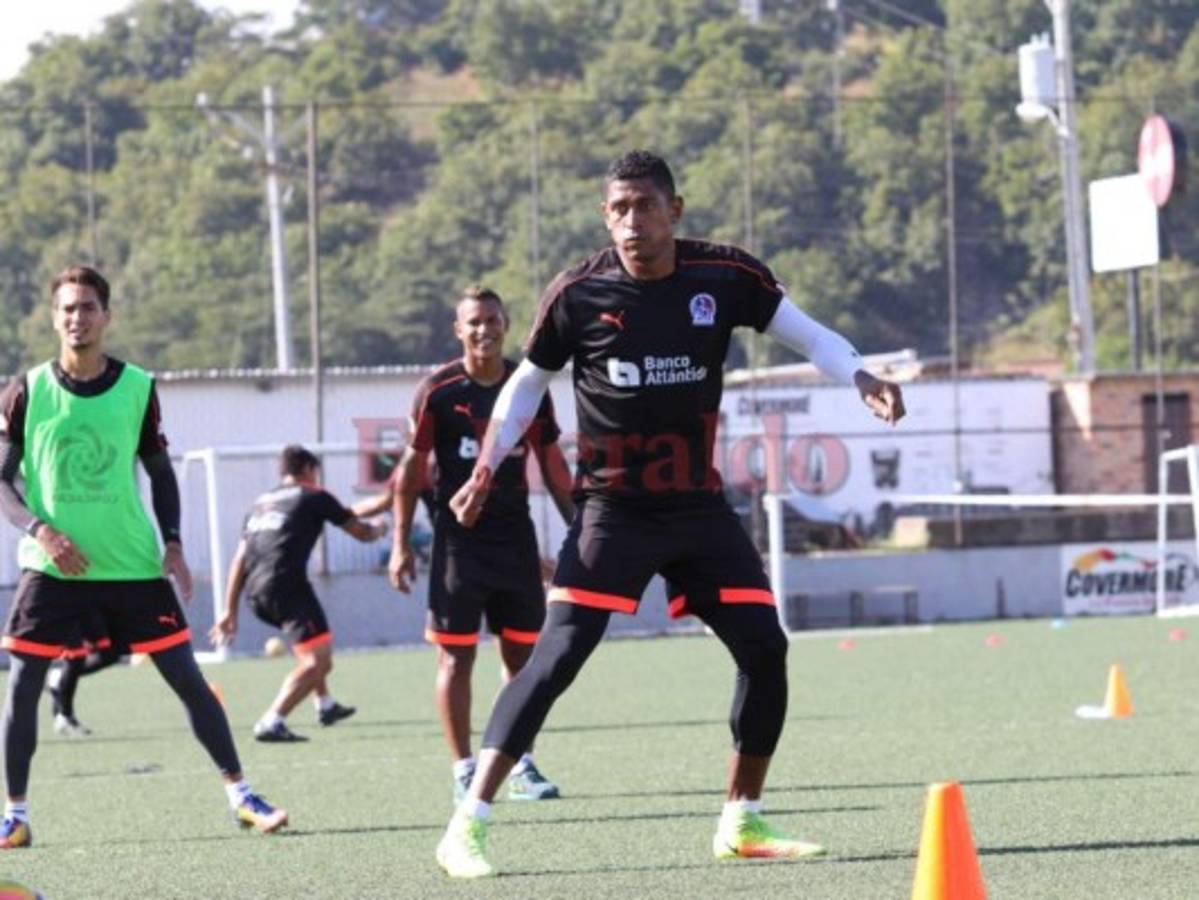 Puede suceder cualquier cosa...jugar en Estados Unidos, a puerta cerradas, o que se declare el campeonato desierto