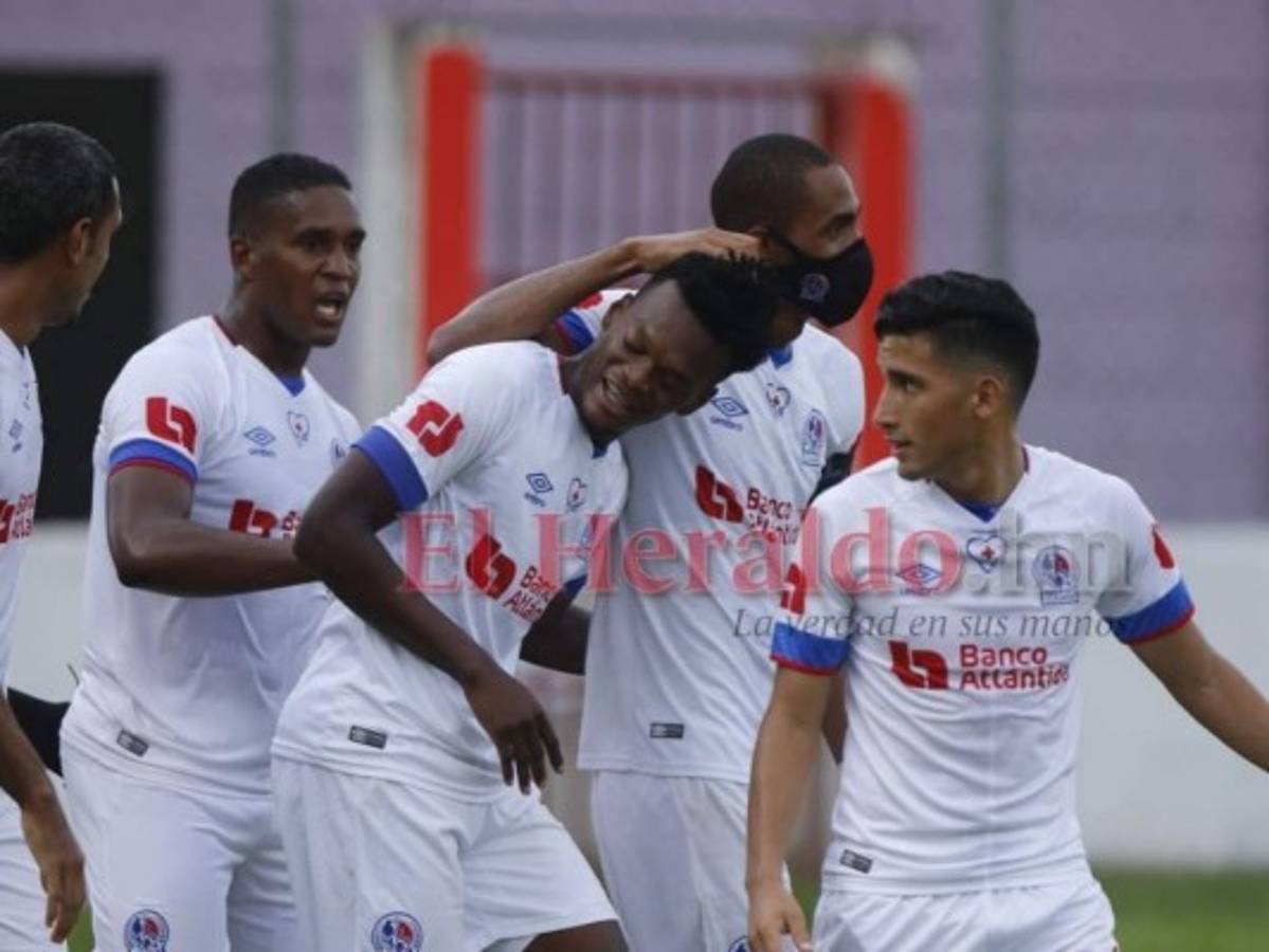 Olimpia goleó 3-0 a Real Sociedad en Tocoa en su debut en el Apertura