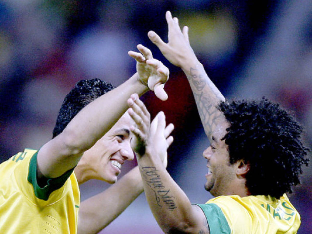 Brasil jugará la final por el oro con México al golear a Corea del Sur 3-0