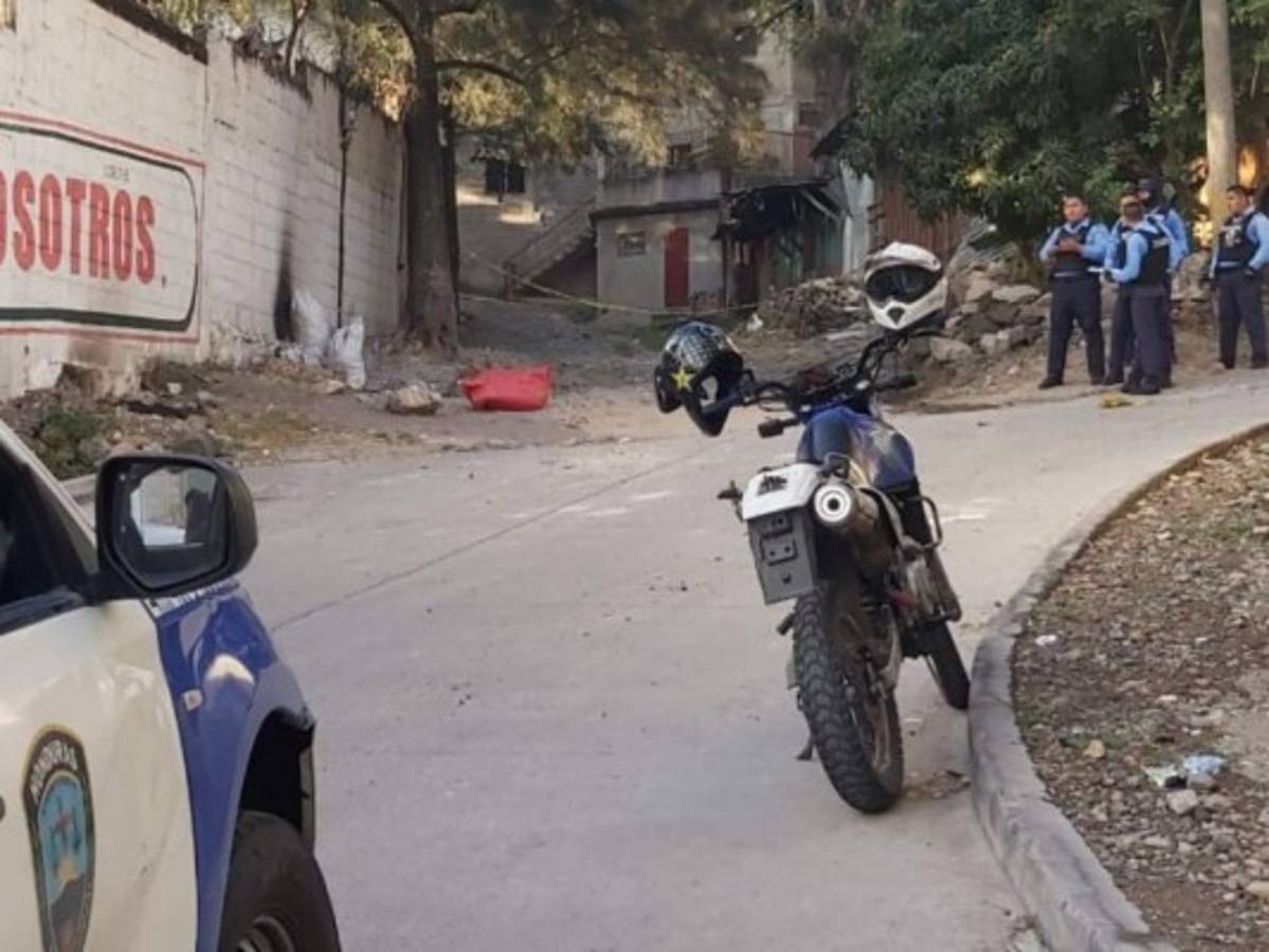 Hallan a una persona encostalada en la colonia Smith de la capital