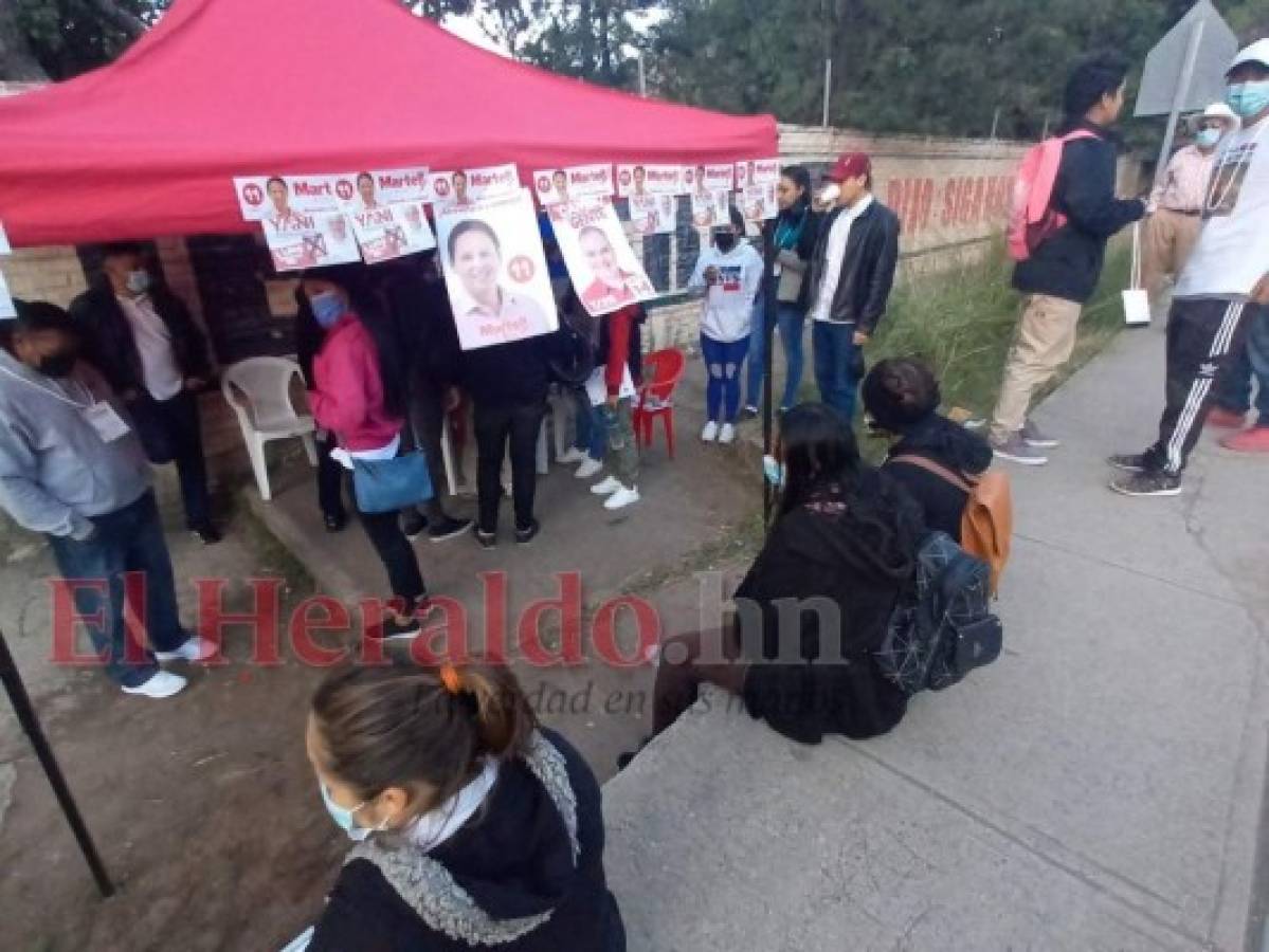 Previo al banderillazo: Así es el ambiente electoral que ya se vive en la capital (FOTOS)