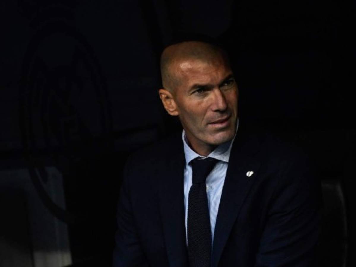 Zidane defiende a capa y espada a Courtois: 'no fue el único responsable'