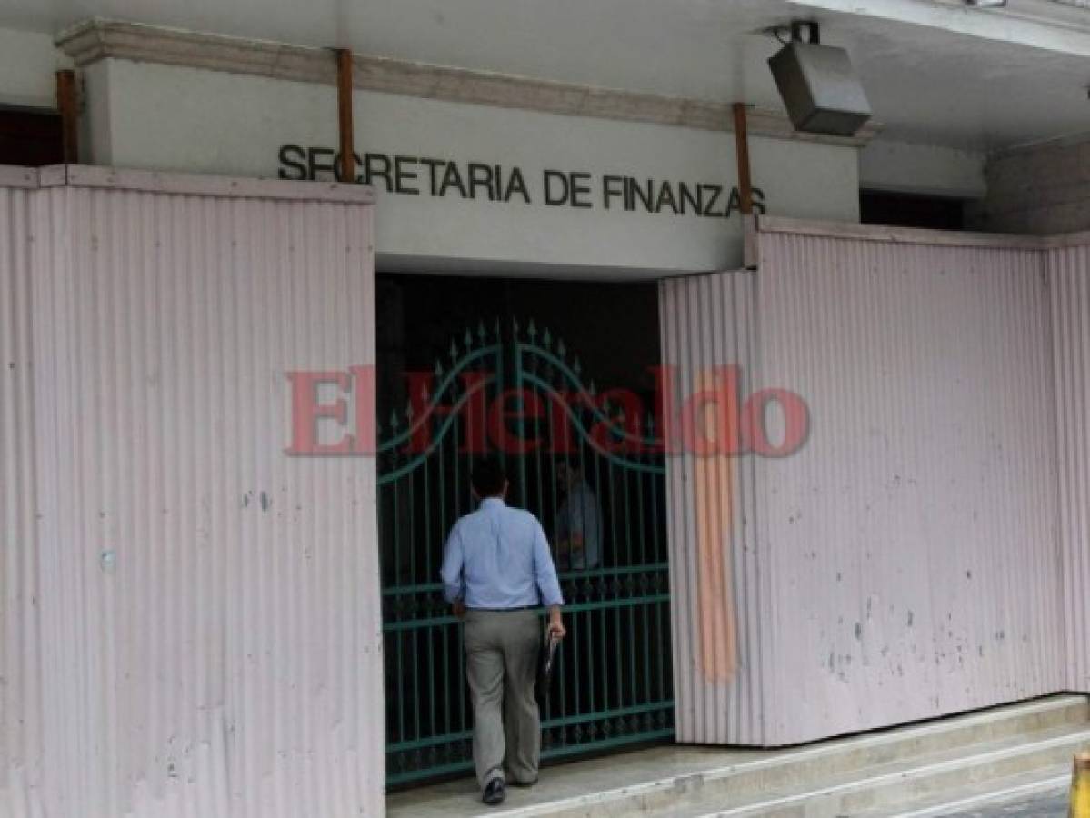 Honduras: Secretaría de Finanzas tiene sin salario a empleados públicos en Navidad