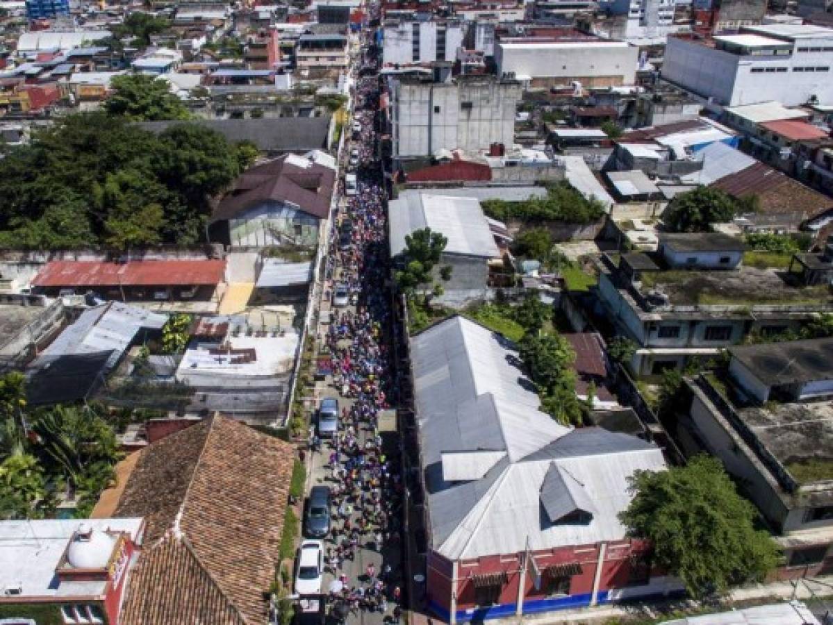 Trump aprovecha la caravana para hacer política en Estados Unidos